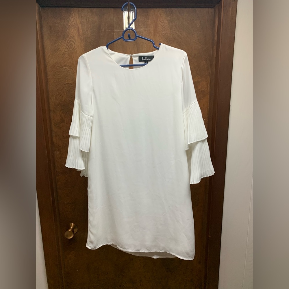 White shift dress - lulus - size small - Picture 2 of 7
